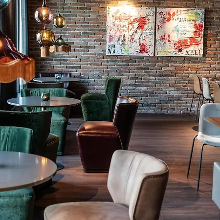 柏林米特1号汽车酒店