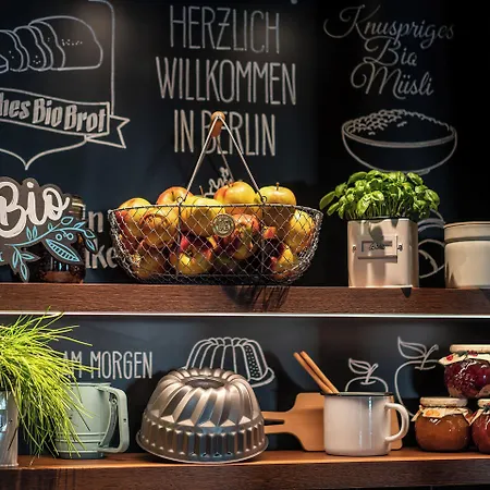 柏林米特1号汽车酒店 酒店