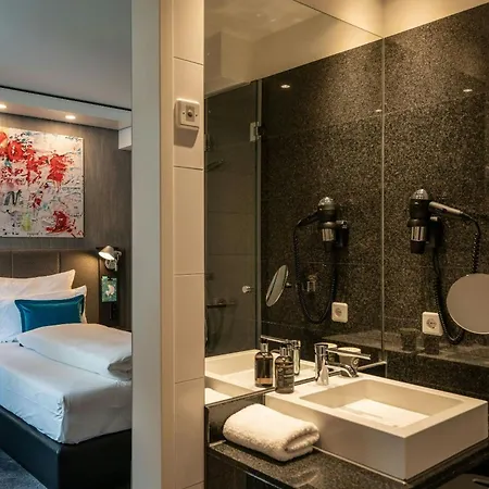 One Berlin-mitte Hotel 3*
