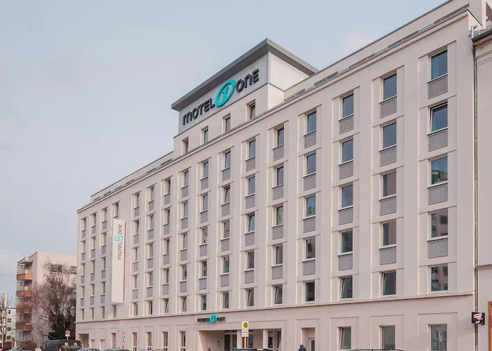 One Mitte Hotel 3*